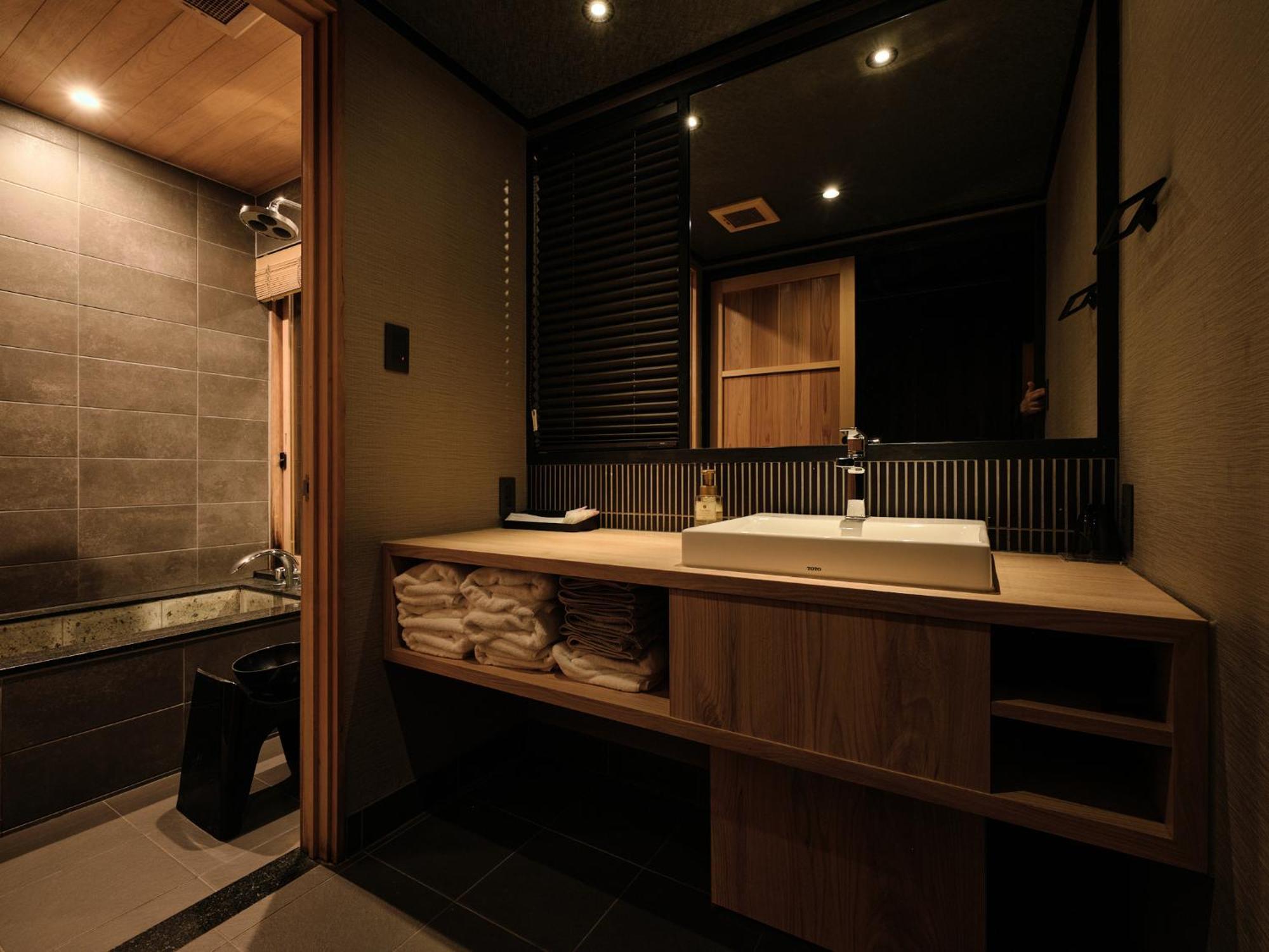 Tsumugi Hachijominamotocho Apartment Kyoto Exterior photo